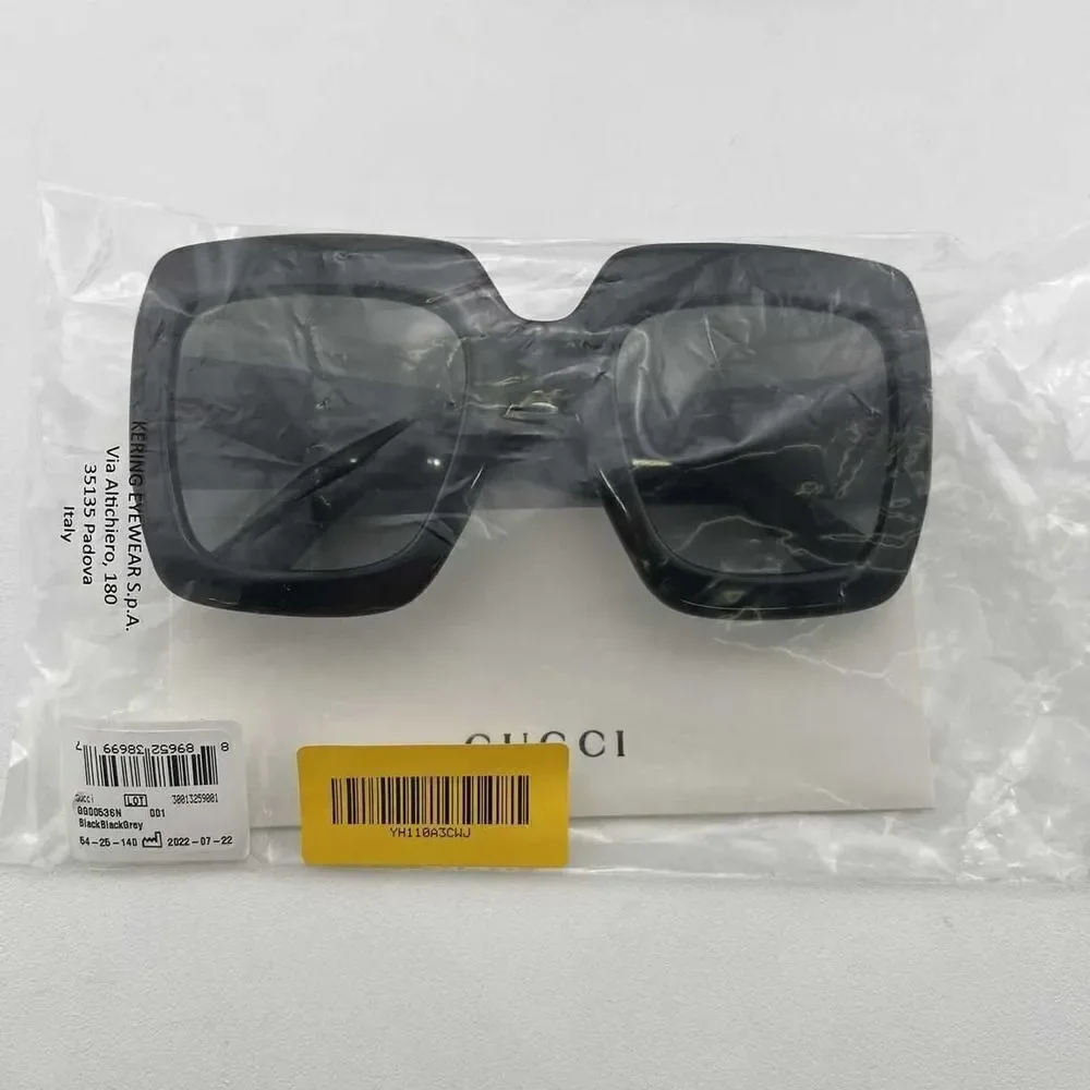 New Gucci Women Sunglasses Black Oversized Square GG0053SN-001 Gray Gradient - Picture 11 of 12